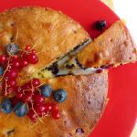 Quatre-Quarts with berries