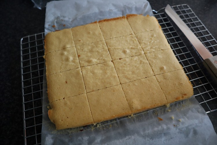 lemon blondies 4