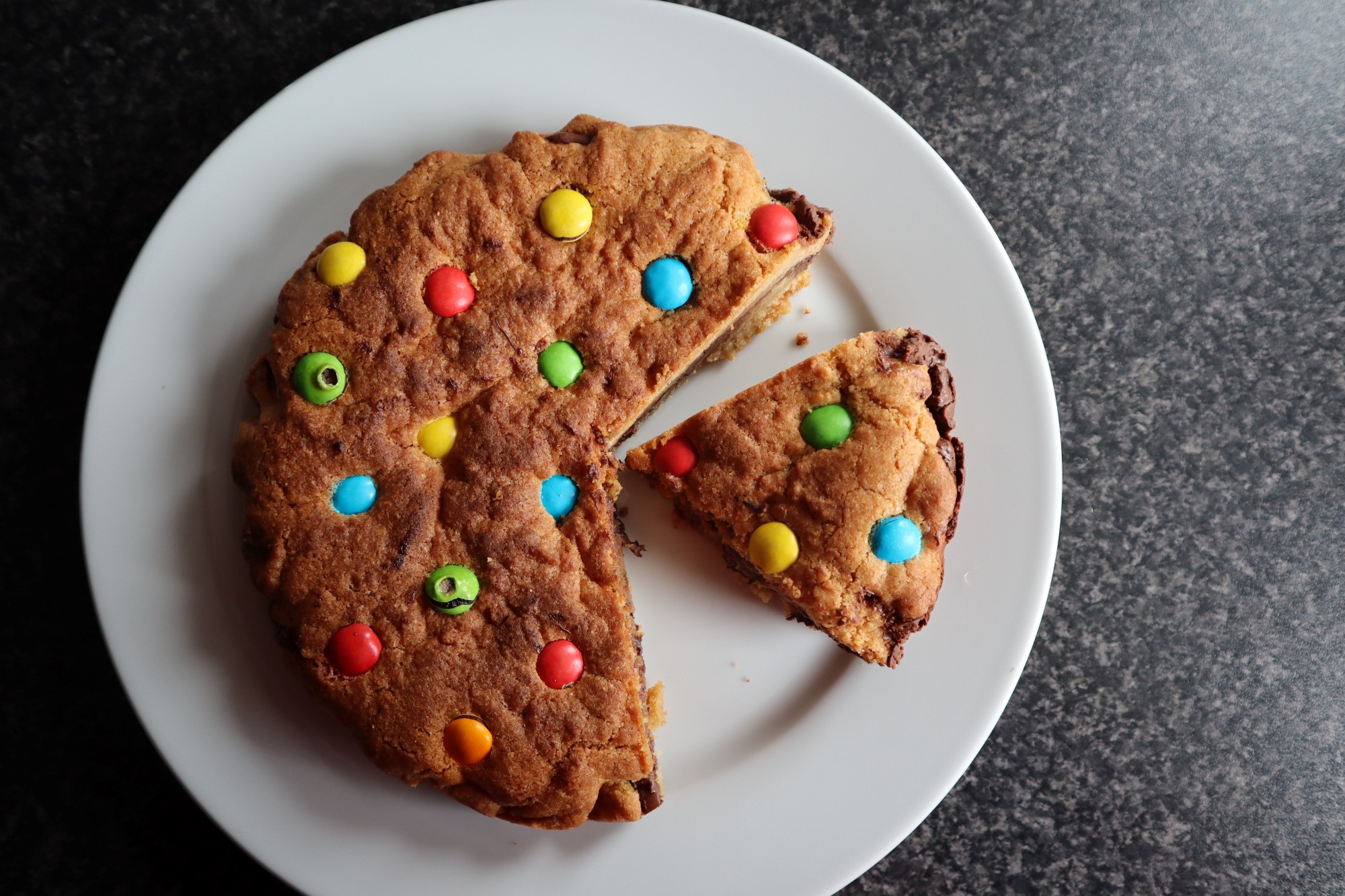 chocolate chip nutella cookie pie 2