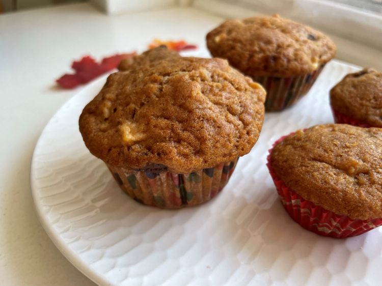 apple cinnamon pecan muffins 2